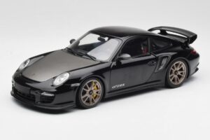 Porsche 911 997 GT2 RS Schwarz & Silber Felgen Minichamps 1:18 100069401 Metall
