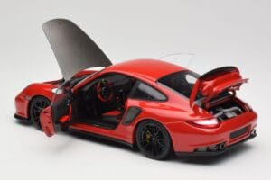 Porsche 911 997 GT2 RS Rot Mit Schwarzen Felgen Minichamps 1:18 100069407 Metall – Bild 5 von 8