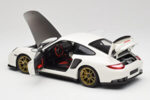 Porsche 911 997 GT2 RS Weiss & Gold Felgen Minichamps 1:18 100069406 Metall – Bild 5 von 8
