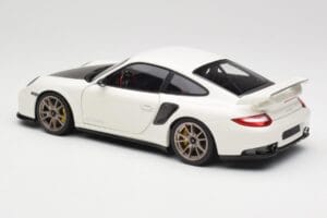Porsche 911 997 GT2 RS Weiss Minichamps 1:18 100069400 Metall – Bild 7 von 8