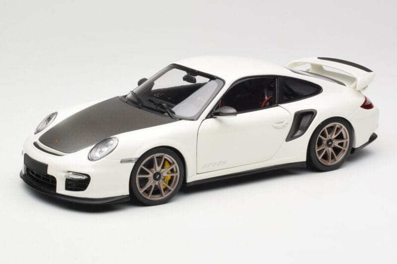 Porsche 911 997 GT2 RS Weiss Minichamps 1:18 100069400 Metall