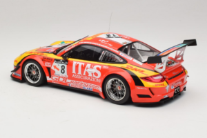 Porsche 911 997 GT3 R #8 De Lorenzi Racing De Lorenzi 24 Hours of Spa 2011 Minichamps 1:18 151118918 Metall – Bild 5 von 6