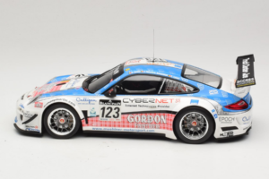 Porsche 911 997 GT3 R #123 Muhlner Motorsport E. Fumal / E. Thiry 24 Hours of Spa 2011 Minichamps 1:18 151118923 Metall – Bild 3 von 6