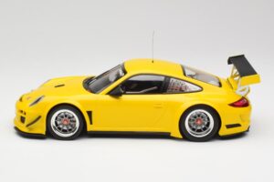 Porsche 911 997 GT3 R Street Racing Gelb Minichamps 1:18 151108902 Metall – Bild 3 von 6