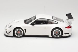 Porsche 911 997 GT3 R Street Weiss Minichamps 1:18 151108900 Metall – Bild 3 von 6