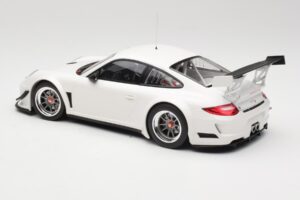 Porsche 911 997 GT3 R Street Weiss Minichamps 1:18 151108900 Metall – Bild 5 von 6