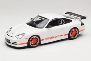 Porsche 911 996 GT3 RS Weiss Roter Streifen Minichamps 1:18 155062020 Metall