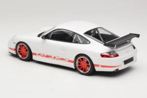 Porsche 911 996 GT3 RS Weiss Roter Streifen Minichamps 1:18 155062020 Metall – Bild 5 von 6