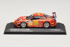 Porsche 911 997 GT3 RSR #75 O. Young / P. Hesnault 24 Hours of Le Mans 2009 Minichamps 1:43 400096975 Metall
