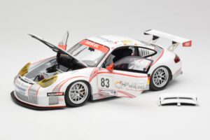 Porsche 911 997 GT3 RSR #83 Team Seikel L. Nielsen / M. Ehret / D. Farnbacher 24 Hours of Le Mans 2006 Minichamps 1:18 100066 – Bild 2 von 8