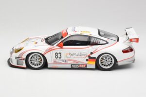 Porsche 911 997 GT3 RSR #83 Team Seikel L. Nielsen / M. Ehret / D. Farnbacher 24 Hours of Le Mans 2006 Minichamps 1:18 100066 – Bild 4 von 8