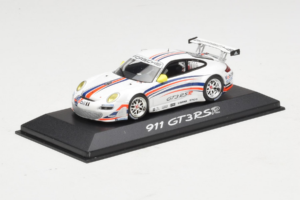 Porsche 911 997 GT3 RSR Weiss Mit Blauen und Orangen Streifen 2007 Minichamps 1:43 WAP02000618 Metall – Bild 2 von 4