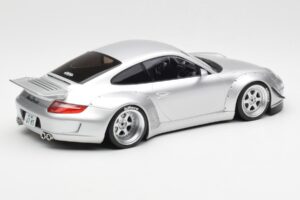 Porsche 911 997 RWB Abu Dhabi IXO 1:18 18CMC166 Metall – Bild 2 von 6
