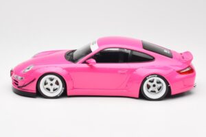 Porsche 911 997 RWB Pink IXO 1:18 18CMC167 Metall – Bild 3 von 5