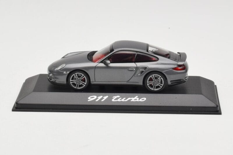 Porsche 911 997 Turbo Anthracite Grey Minichamps 1:43 WAP0200010A Metall