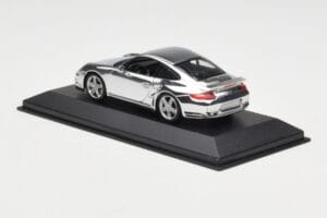 Porsche 911 997 Turbo Chrome Silver Minichamps 1:43 WAP02060816-R Metall – Bild 4 von 5