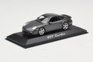 Porsche 911 997 Turbo Grey Metallic Minichamps 1:43 WAP02013116 Metall – Bild 2 von 4