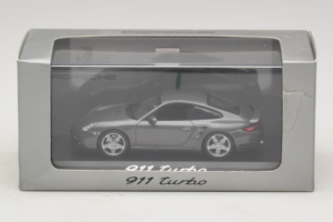 Porsche 911 997 Turbo Grey Metallic Minichamps 1:43 WAP02013016 Metall – Bild 5 von 5