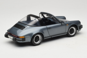 Porsche 911 SC Silber Minichamps 1:18 100063060 Metall – Bild 3 von 8