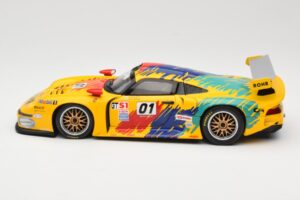 Porsche 911 GT1 #1 D. Rohr / R. Pilgrim / A. McNish 1997 UT Models 1:18 39724 Metall – Bild 4 von 8