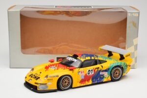 Porsche 911 GT1 #1 D. Rohr / R. Pilgrim / A. McNish 1997 UT Models 1:18 39724 Metall – Bild 8 von 8
