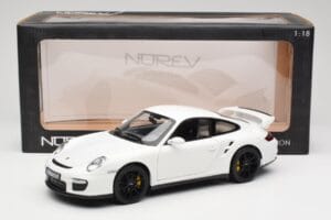 Porsche 911 GT2 997.1 Weiss Norev 1:18 187572 Metall – Bild 8 von 8