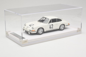 Porsche 911 S #42 R. Buchet / H. Linge Auguste Veuillet 24 Hours of Le Mans Class Winner 1967 IVY Merit 1:18 REMC006 Resin – Bild 2 von 6