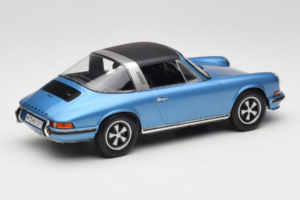 Porsche 911 S Targa Blue Metallic Norev 1:18 187646 Metall – Bild 3 von 8