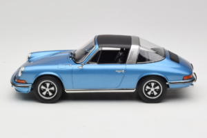 Porsche 911 S Targa Blue Metallic Norev 1:18 187646 Metall – Bild 4 von 8