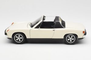 Porsche 914/6 Hellelfenbein AUTOart 1:18 77933 Metall – Bild 4 von 8
