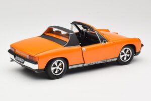 Porsche 914/6 Orange Revell 1:18 08864 Metall – Bild 3 von 8