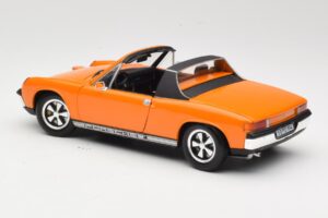 Porsche 914/6 Orange Revell 1:18 08864 Metall – Bild 7 von 8