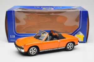 Porsche 914/6 Orange Revell 1:18 08864 Metall – Bild 8 von 8