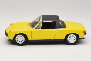 Porsche 914 Gelb Revell 1:18 8976 Metall – Bild 4 von 8