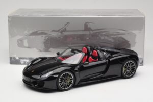 Porsche 918 Spyder Basalt Schwarz Metallic Minichamps 1:18 110062431 Metall – Bild 8 von 8