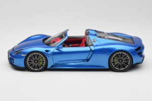 Porsche 918 Spyder Blue Metallic Minichamps 1:18 110062432 Metall – Bild 4 von 8