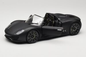 Porsche 918 Spyder Matte Black Minichamps 1:18 110060031 Metall – Bild 2 von 8