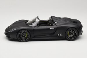 Porsche 918 Spyder Matte Black Minichamps 1:18 110060031 Metall – Bild 4 von 8