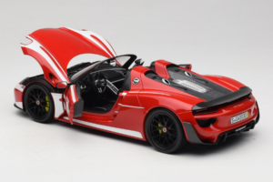 Porsche 918 Spyder Weissach Package Rot Weiss Streifen Minichamps 1:18 110062442-O1 Metall – Bild 5 von 8