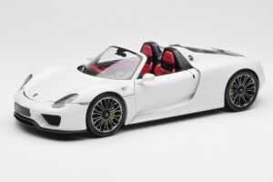 Porsche 918 Spyder Weiss Minichamps 1:18 110062436 Metall