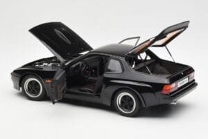 Porsche 924 Carrera GT Schwarz AUTOart 1:18 78001 Metall – Bild 5 von 8