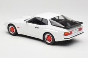 Porsche 924 Carrera GT Weiss & Rote Felgen MCG 1:18 MCG18303 Metall – Bild 5 von 6