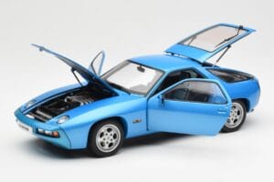 Porsche 928 Blau AUTOart 1:18 77901 Metall – Bild 2 von 8