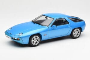 Porsche 928 Blau AUTOart 1:18 77901 Metall