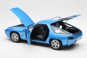 Porsche 928 Blau AUTOart 1:18 77901 Metall – Bild 5 von 8