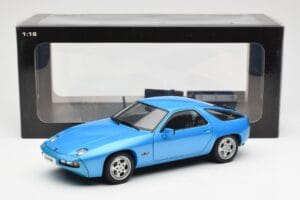 Porsche 928 Blau AUTOart 1:18 77901 Metall – Bild 8 von 8