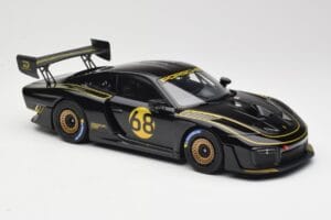 Porsche 935/19 Schwarz mit Goldenen Streifen Minichamps 1:18 155067568 Metall – Bild 4 von 6