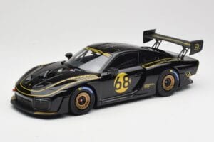 Porsche 935/19 Schwarz mit Goldenen Streifen Minichamps 1:18 155067568 Metall