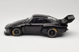 Porsche 935 Turbo Group 5 1976 Exoto 1:18 18101 Metall – Bild 4 von 8