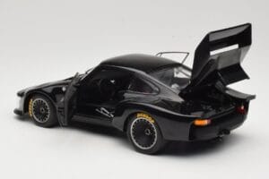 Porsche 935 Turbo Group 5 1976 Exoto 1:18 18101 Metall – Bild 5 von 8